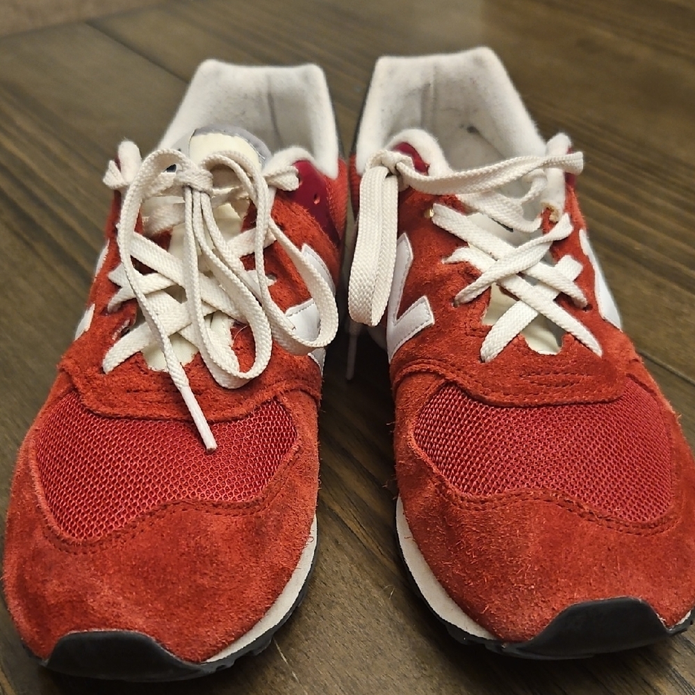 New Balance 574 Red and White Sneakers - Picture 2 of 7